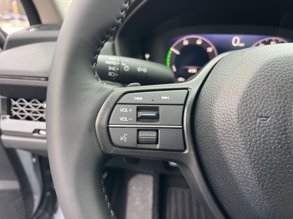 Used 2025 Honda Accord EX-L image 17