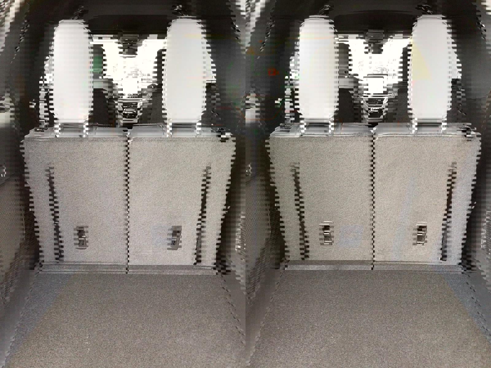 New 2026 Ford Explorer ST-Line w/ ST-Line Street Pack image 19