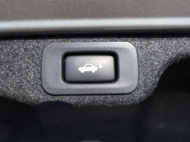 Used 2015 Lexus ES 300h w/ Navigation System Package FWD image 9
