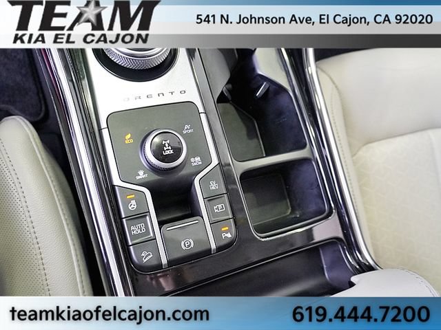 Certified 2023 Kia Sorento SX Prestige AWD/4WD image 36