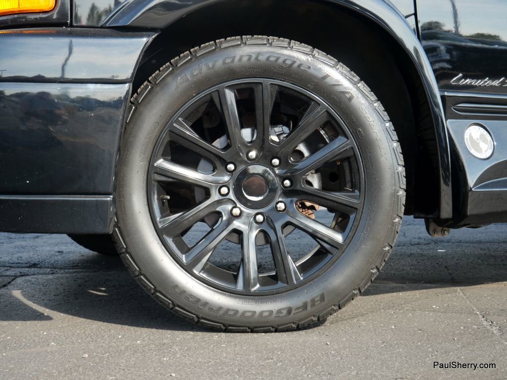 Used 2021 Chevrolet Express 2500 image 23