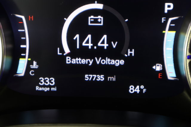 Used 2024 Chrysler Pacifica Touring-L FWD image 29