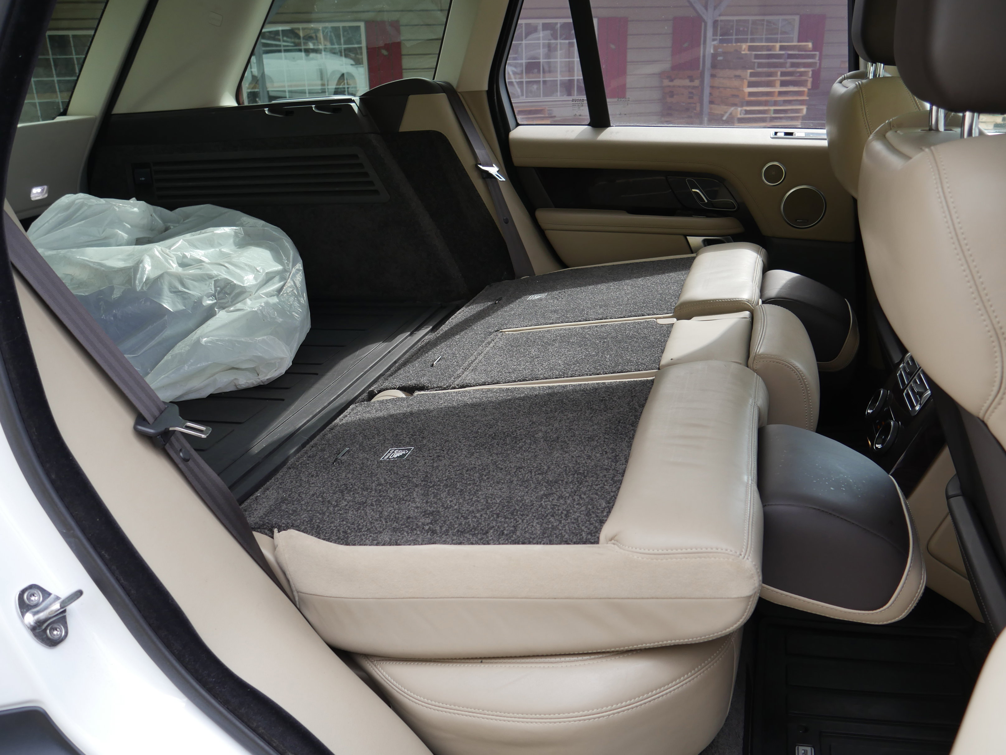 Used 2019 Land Rover Range Rover Supercharged image 36