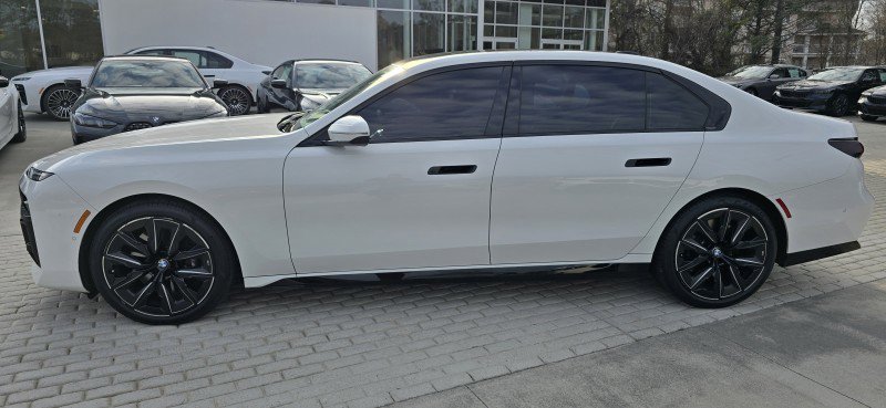 Certified 2023 BMW 740i image 8