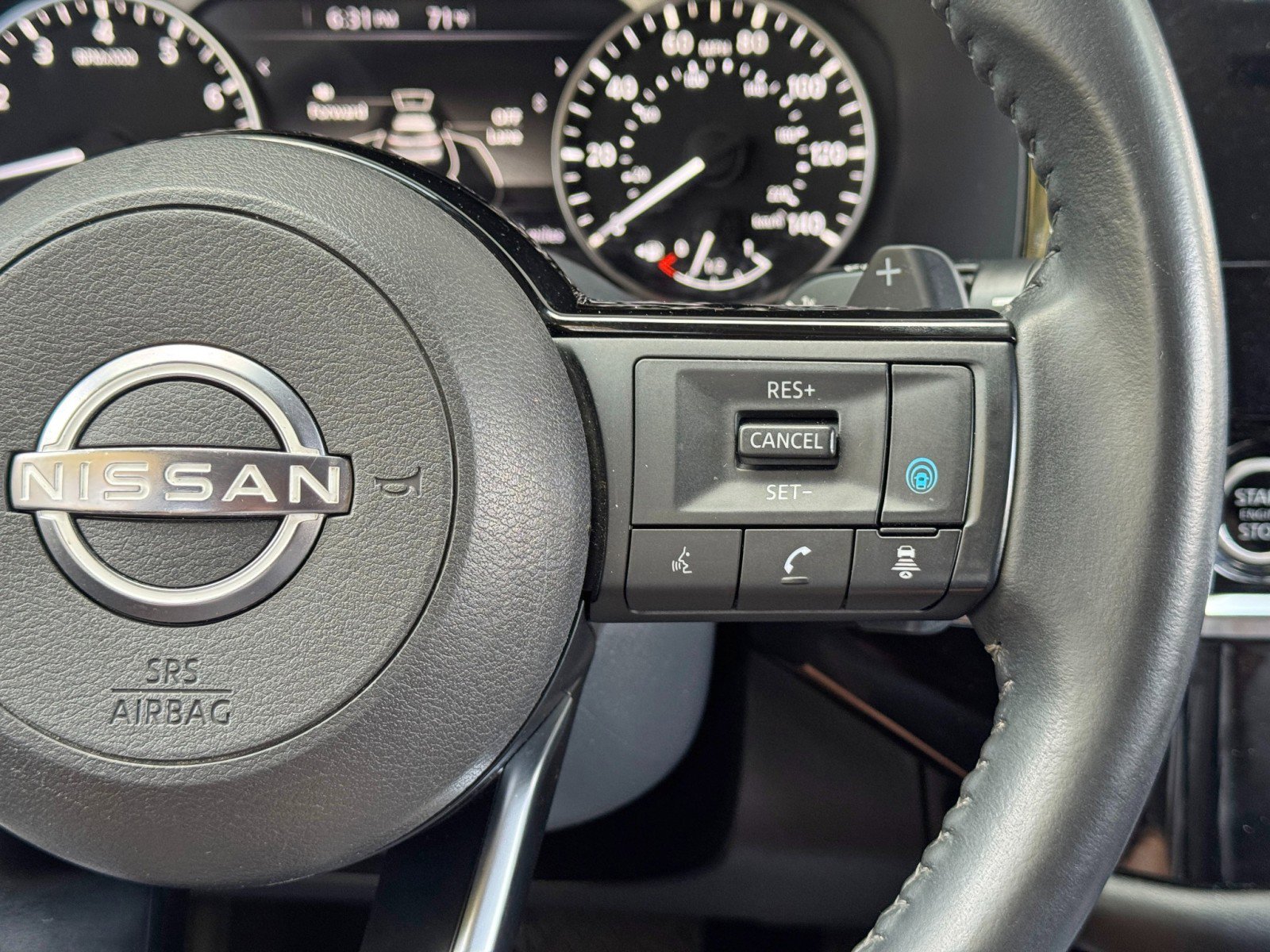 Used 2022 Nissan Pathfinder SV image 20