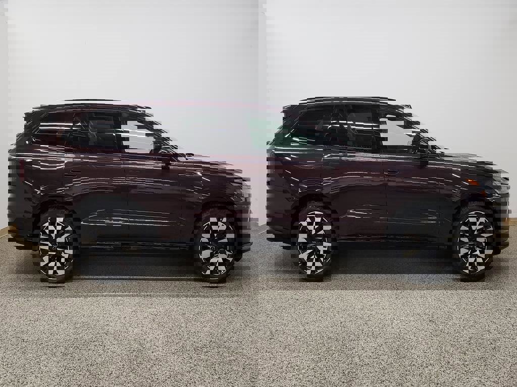 New 2025 Volvo EX90 Ultra image 2