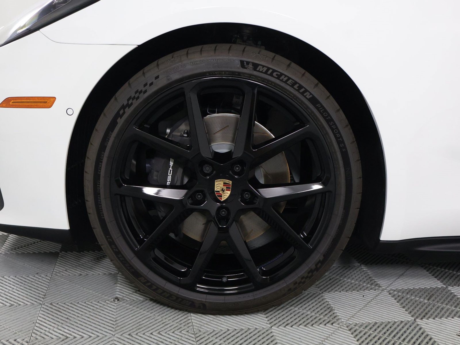 New 2026 Porsche Panamera RWD image 16