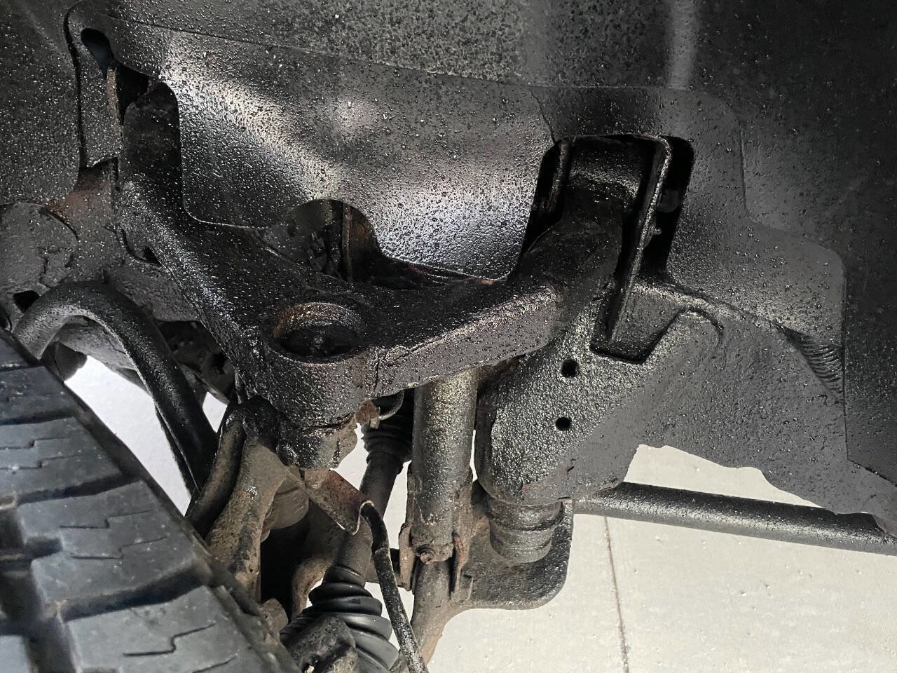 Used 2013 GMC Sierra 3500 Denali image 12