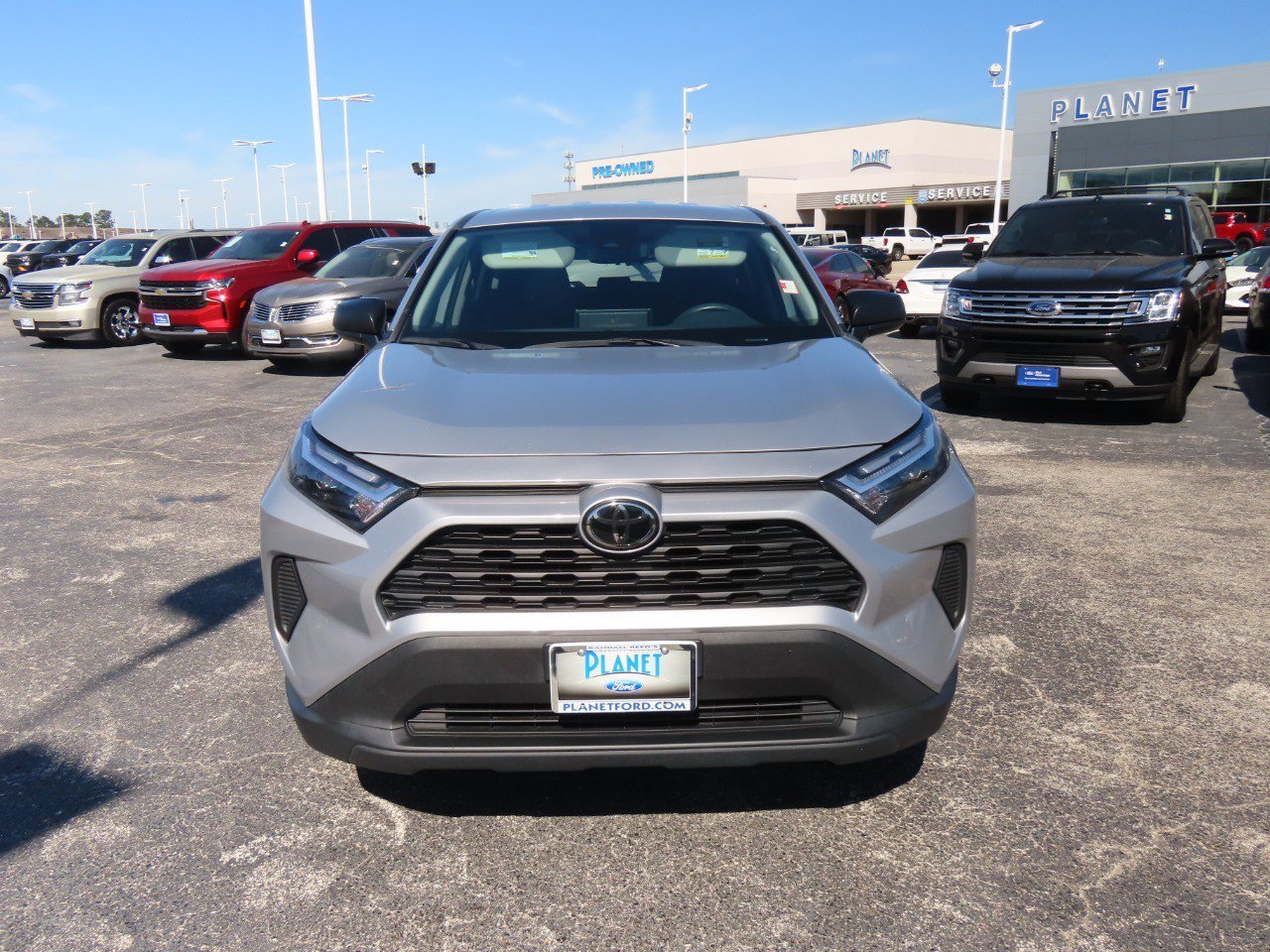 Used 2024 Toyota RAV4 LE image 5