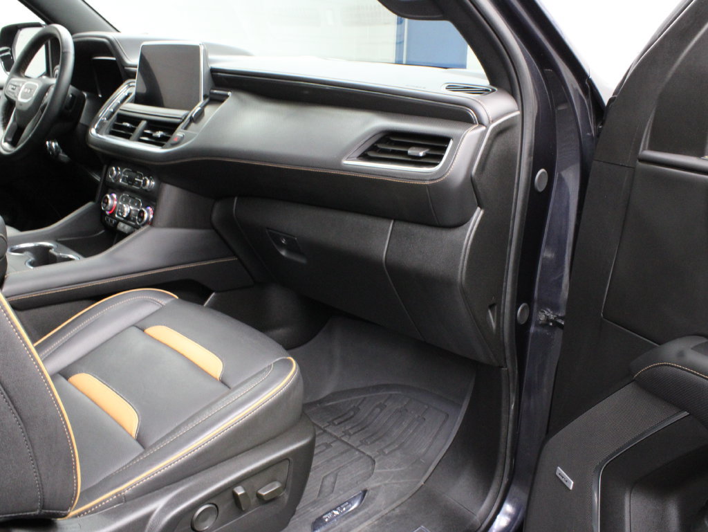 Used 2024 GMC Yukon XL AT4 w/ AT4 Premium Plus Package AWD/4WD image 41