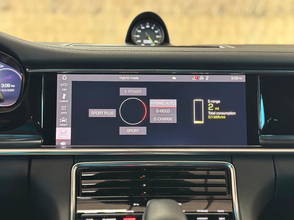 Used 2021 Porsche Panamera 4S image 60