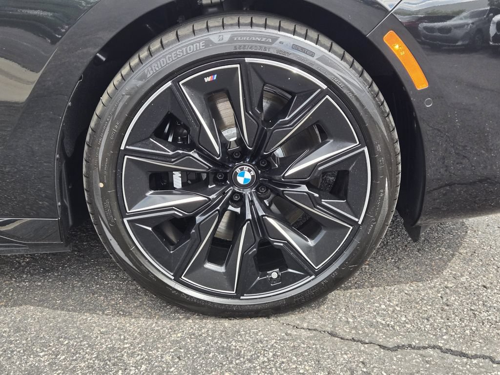New 2026 BMW i7 xDrive60 AWD/4WD image 11