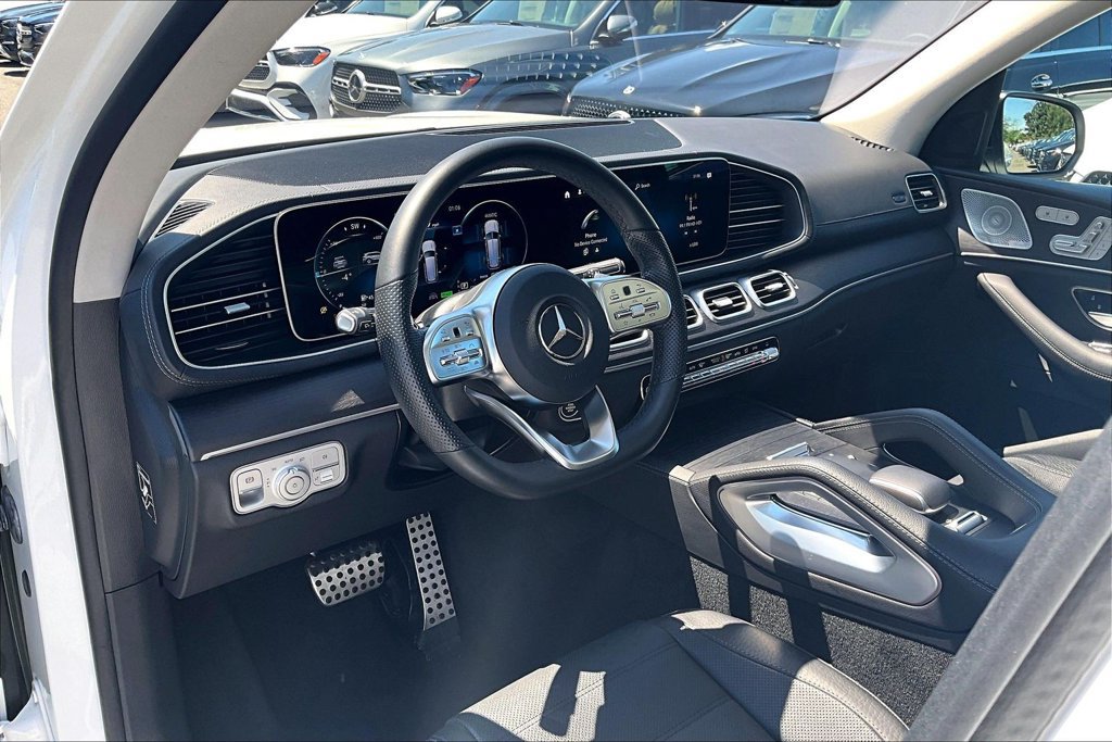Certified 2023 Mercedes-Benz GLS 580 4MATIC image 13