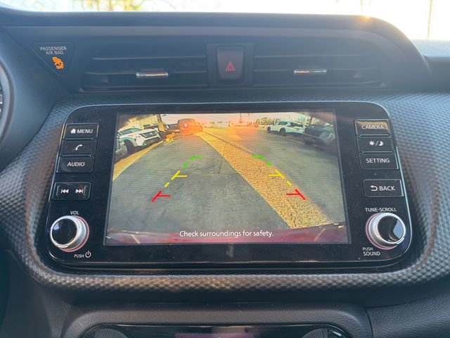 Used 2022 Nissan Kicks SV image 18