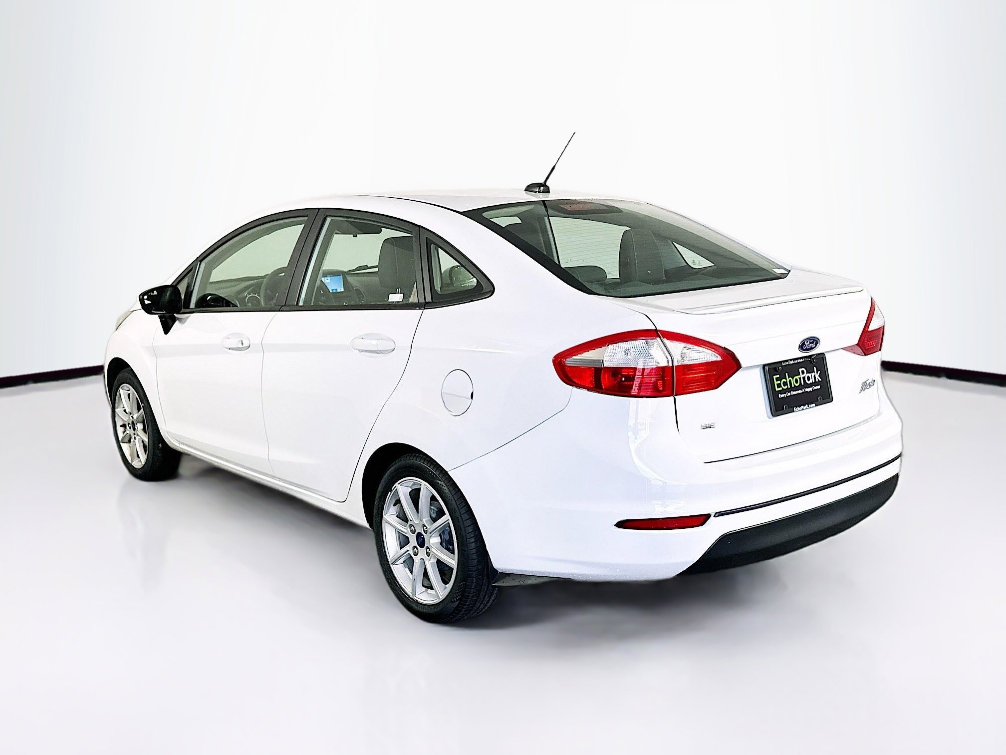 Used 2019 Ford Fiesta SE w/ Equipment Group 201A FWD image 5