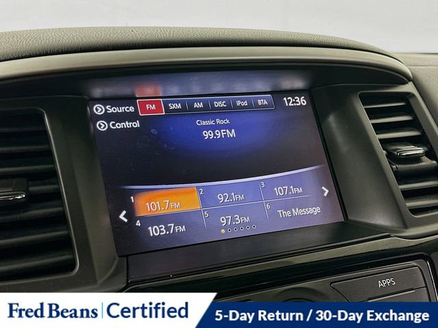 Used 2017 Nissan Pathfinder S image 16