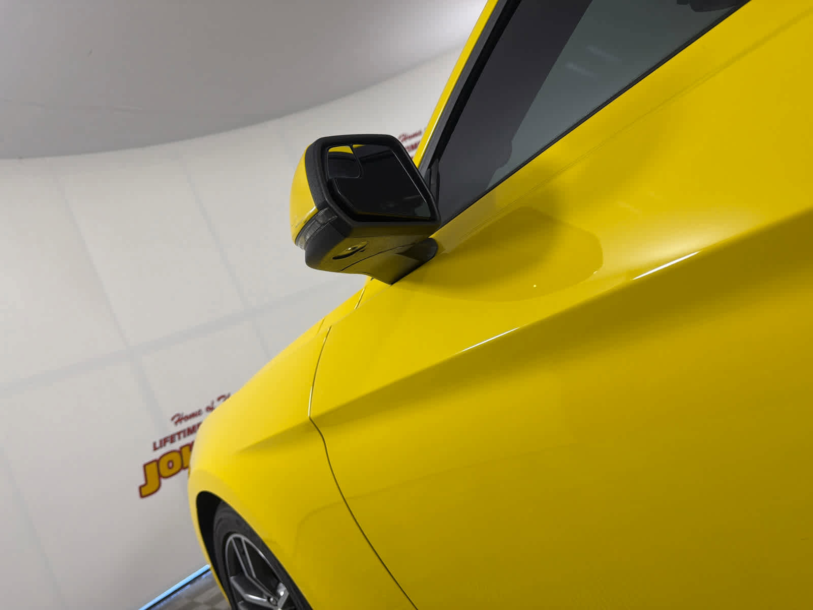 Used 2016 Ford Mustang Premium RWD image 13