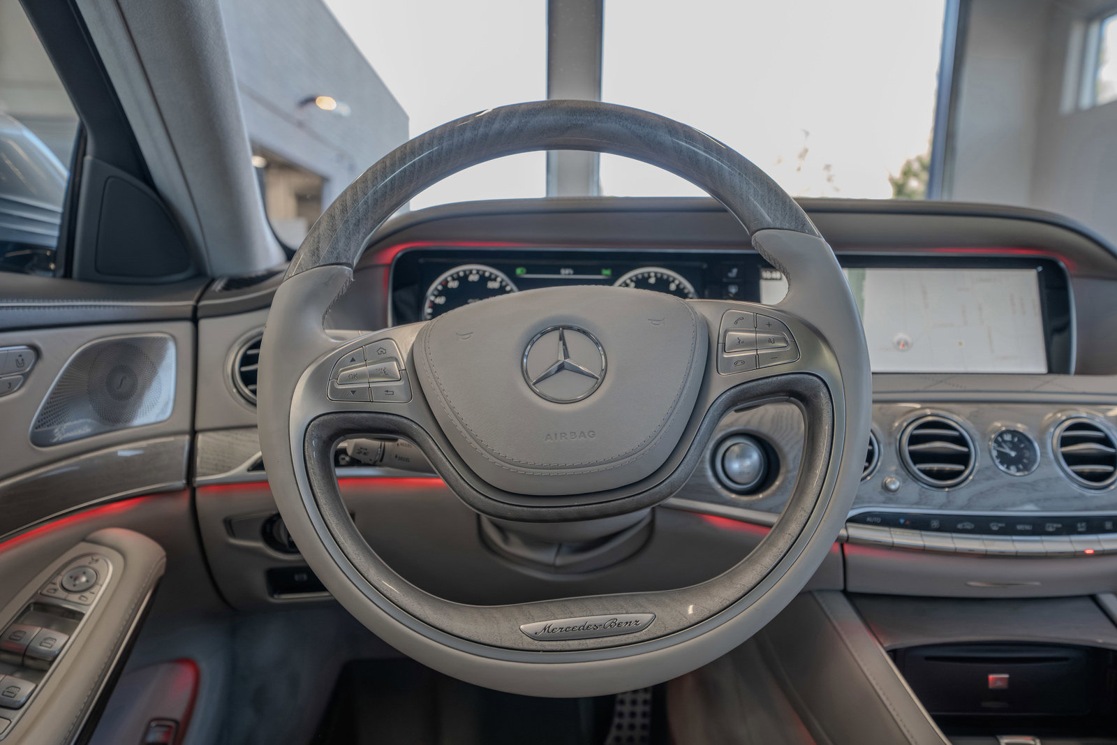 Used 2015 Mercedes-Benz S 550 Sedan image 9