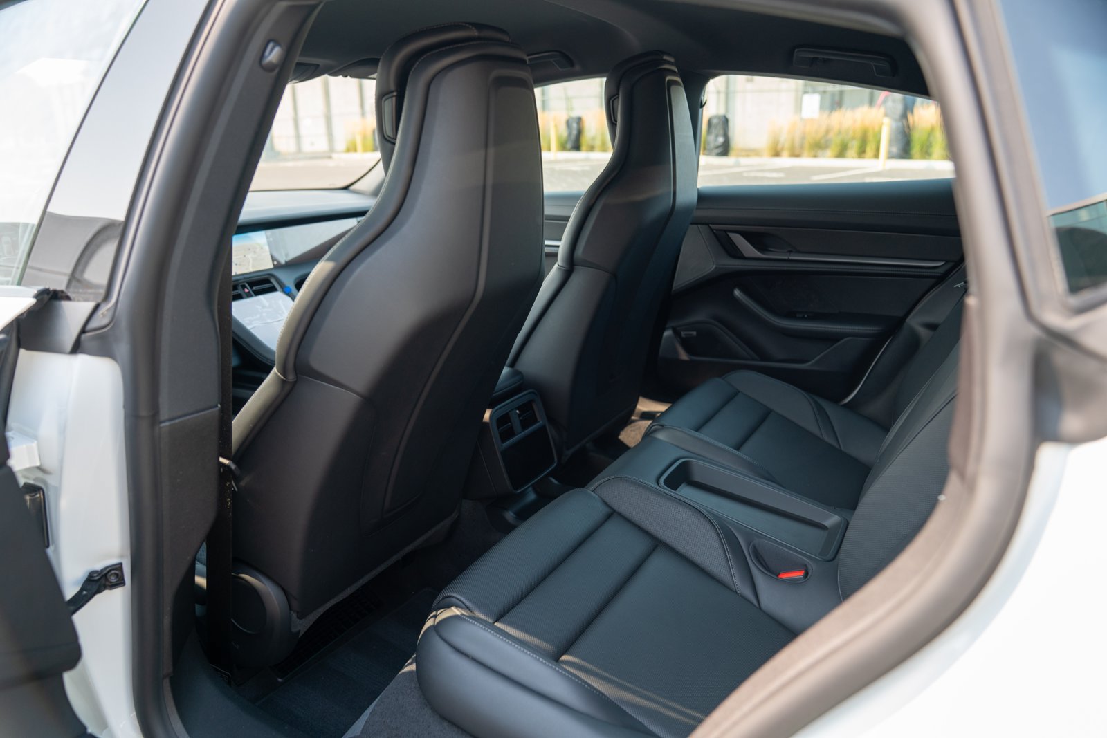 Certified 2025 Porsche Taycan 4S AWD/4WD image 21