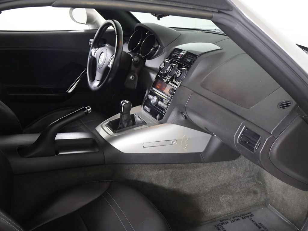 Used 2009 Saturn Sky Red Line RWD image 18