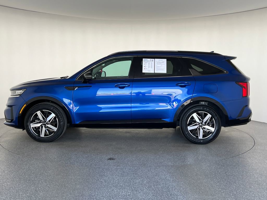 Used 2021 Kia Sorento EX w/ Panoramic Sunroof Package image 7