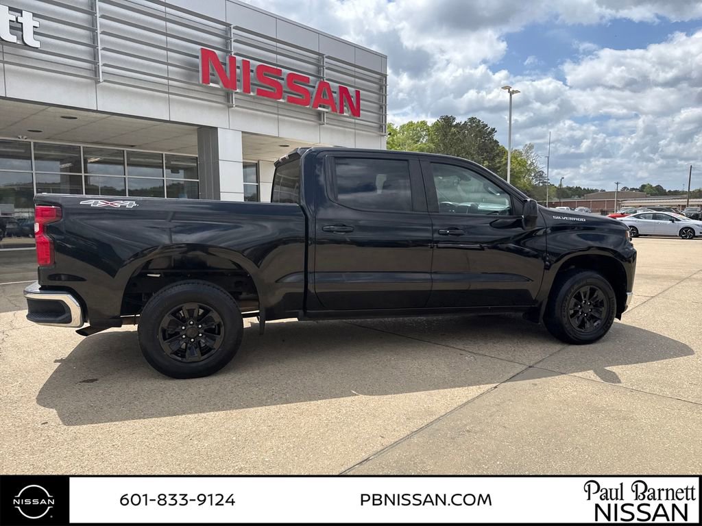 Used 2021 Chevrolet Silverado 1500 LT image 9