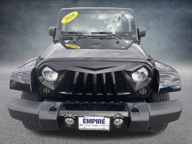 Used 2016 Jeep Wrangler Unlimited Sahara w/ Dual Top Group image 11