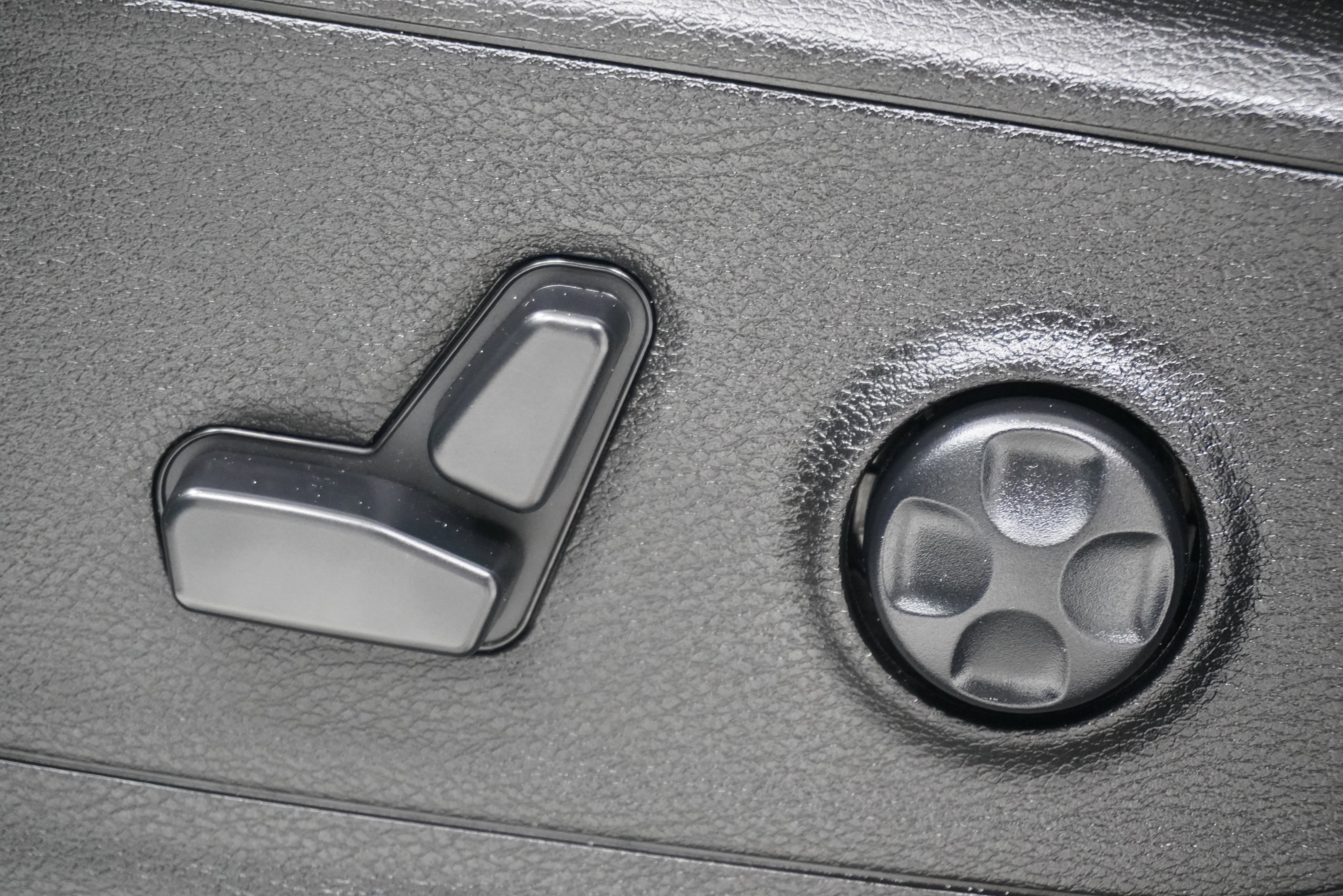 Used 2019 RAM 1500 Big Horn AWD/4WD image 14