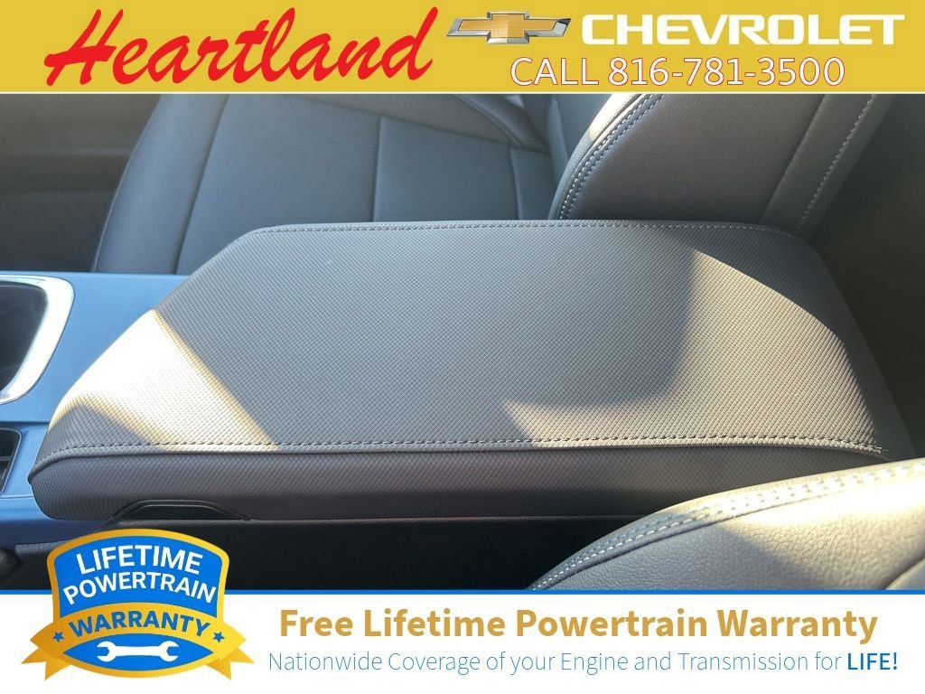 New 2026 Chevrolet Equinox EV LT w/ LPO, Blackout Package FWD image 35