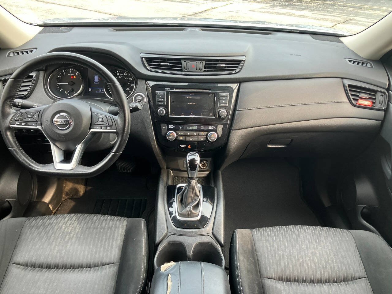 Used 2020 Nissan Rogue SV FWD image 17