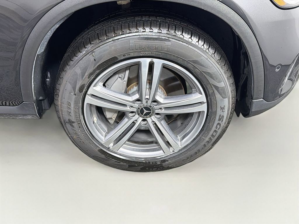 Used 2022 Mercedes-Benz GLC 300 4MATIC image 33