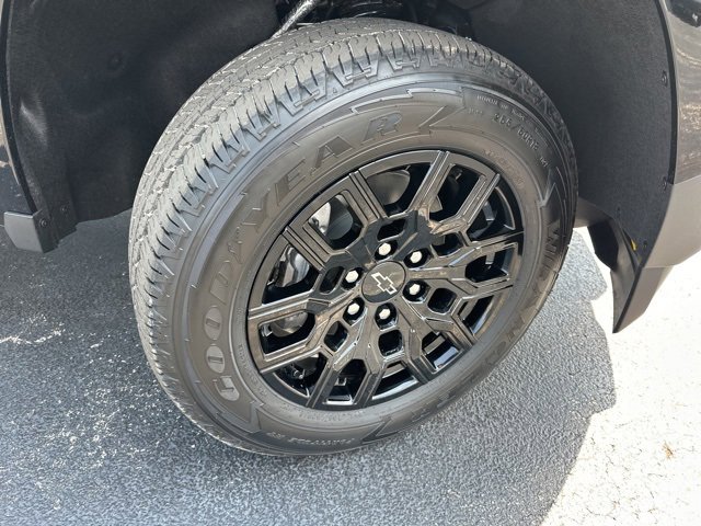 New 2026 Chevrolet Colorado W/T w/ WT Custom Package image 9