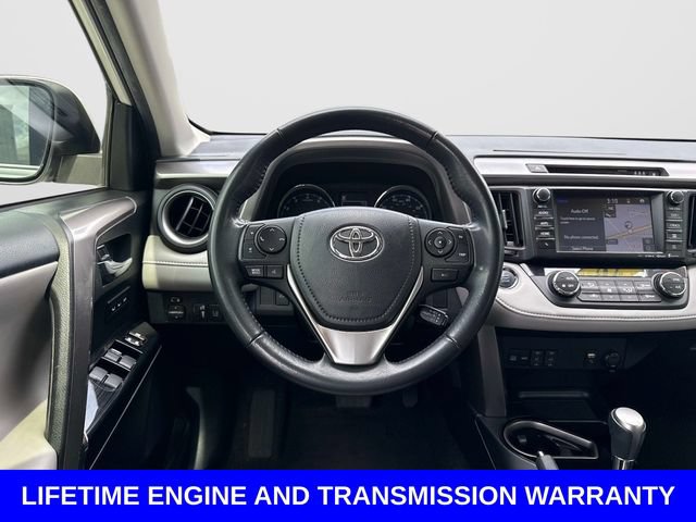 Used 2018 Toyota RAV4 Limited FWD image 18