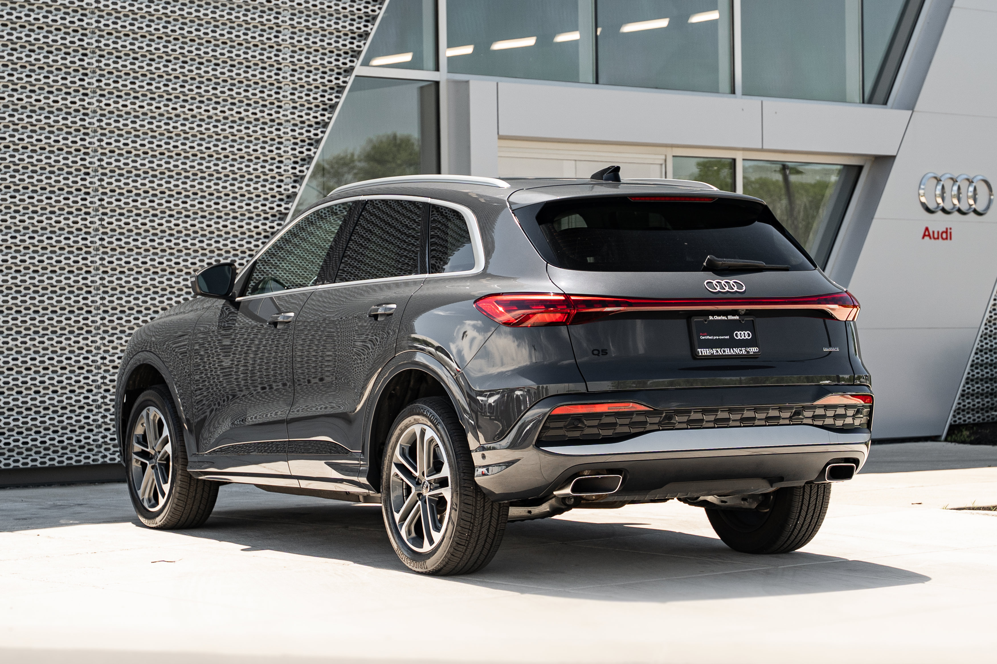 Certified 2025 Audi Q5 Premium w/ Convenience Package AWD/4WD image 5