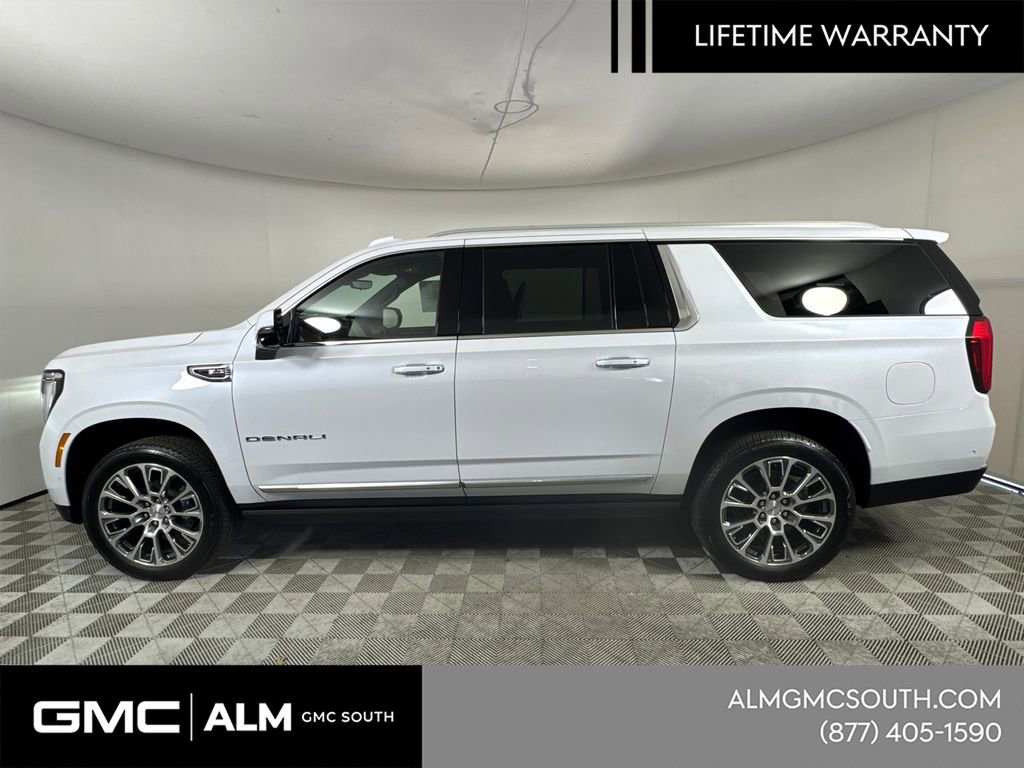 New 2026 GMC Yukon XL Denali w/ Denali Reserve Package image 10