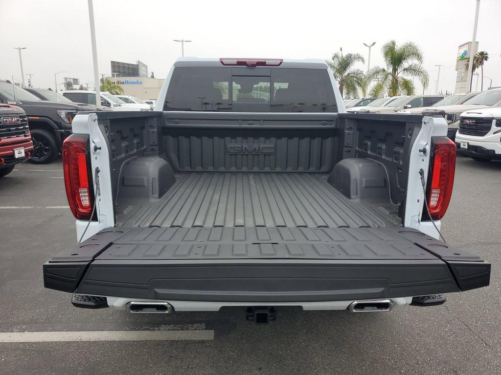 New 2026 GMC Sierra 1500 Denali w/ Technology Package RWD image 5