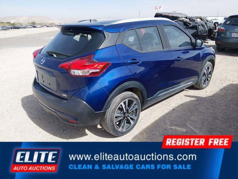 Used 2018 Nissan Kicks SR image 8