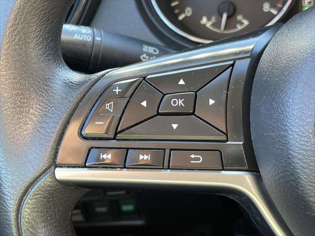 Used 2020 Nissan Rogue S image 18