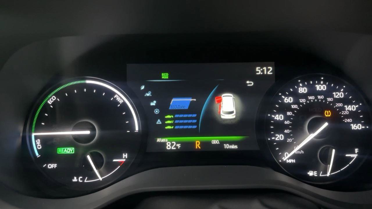 Used 2025 Toyota Sienna LE image 37