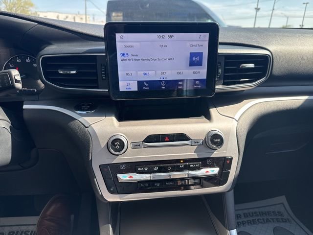 Used 2021 Ford Explorer XLT w/ Equipment Group 202A image 24