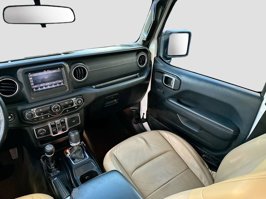 Used 2018 Jeep Wrangler Unlimited Sahara image 29