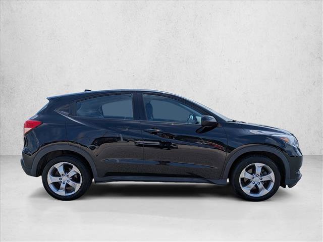 Used 2017 Honda HR-V LX image 4