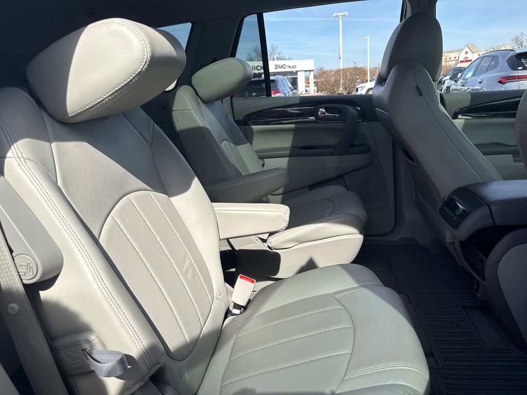 Used 2017 Buick Enclave Leather image 38