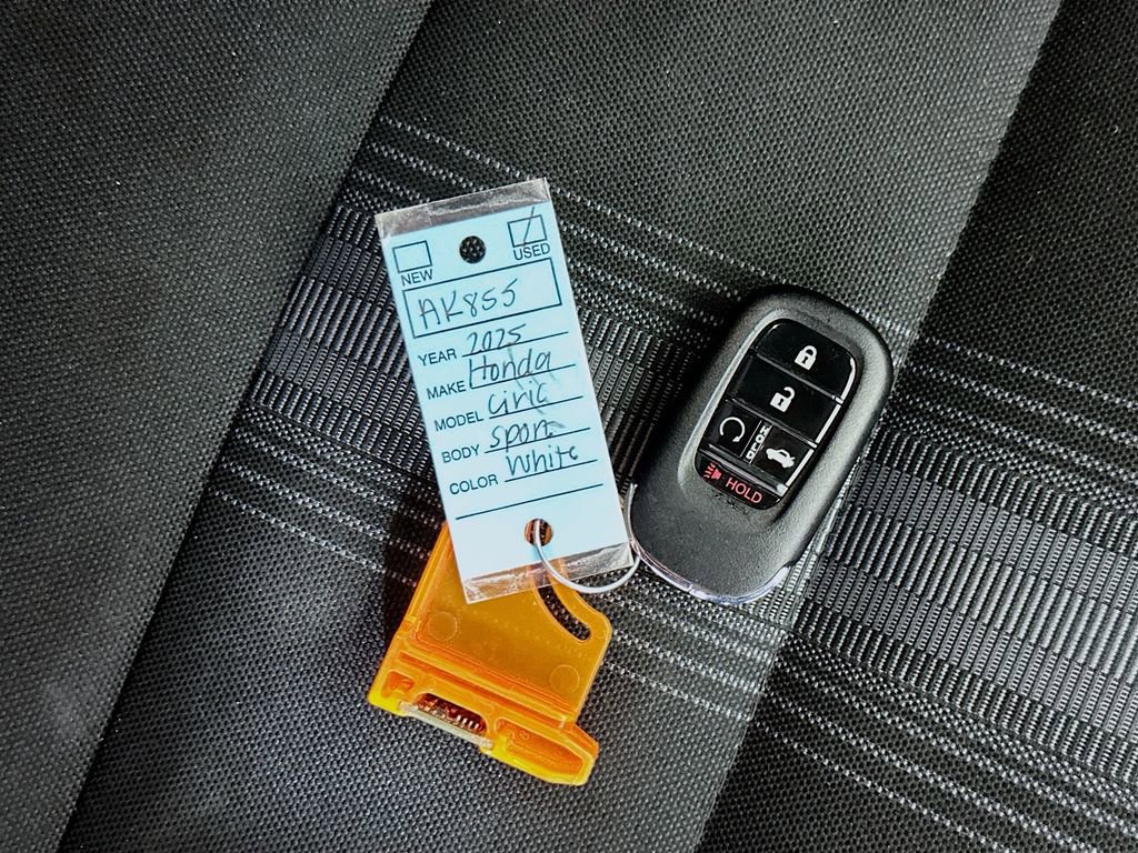 Used 2025 Honda Civic Sport image 32