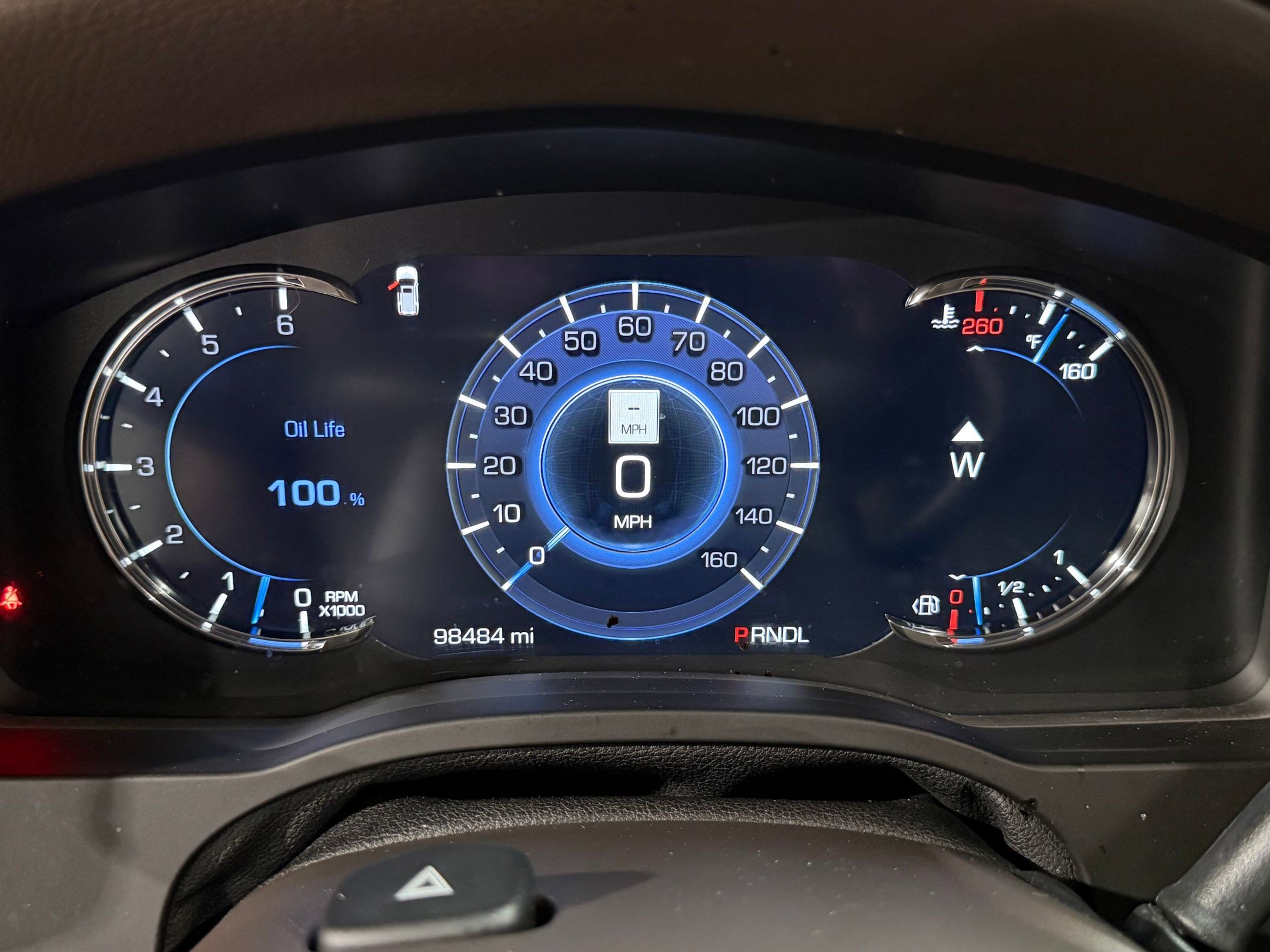 Used 2017 Cadillac Escalade Premium Luxury RWD image 18