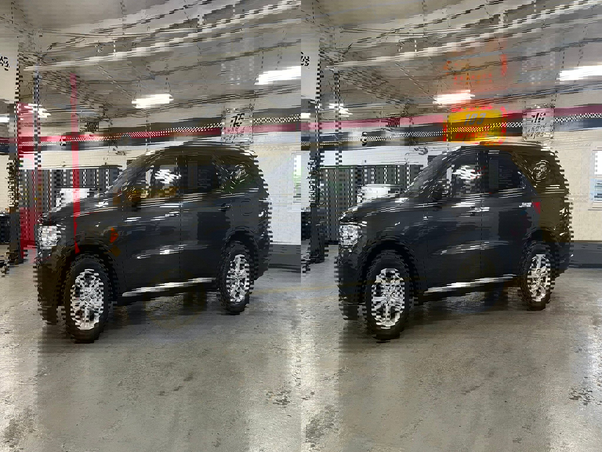 Used 2013 Dodge Durango Crew image 6