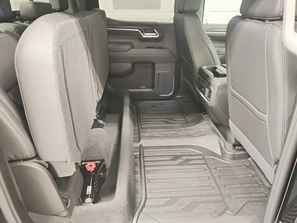 New 2026 GMC Sierra 1500 SLT w/ SLT Premium Plus Package image 13