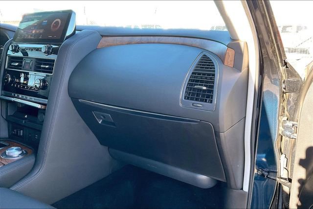Used 2024 Nissan Armada SL w/ Captain's Chairs Package image 16