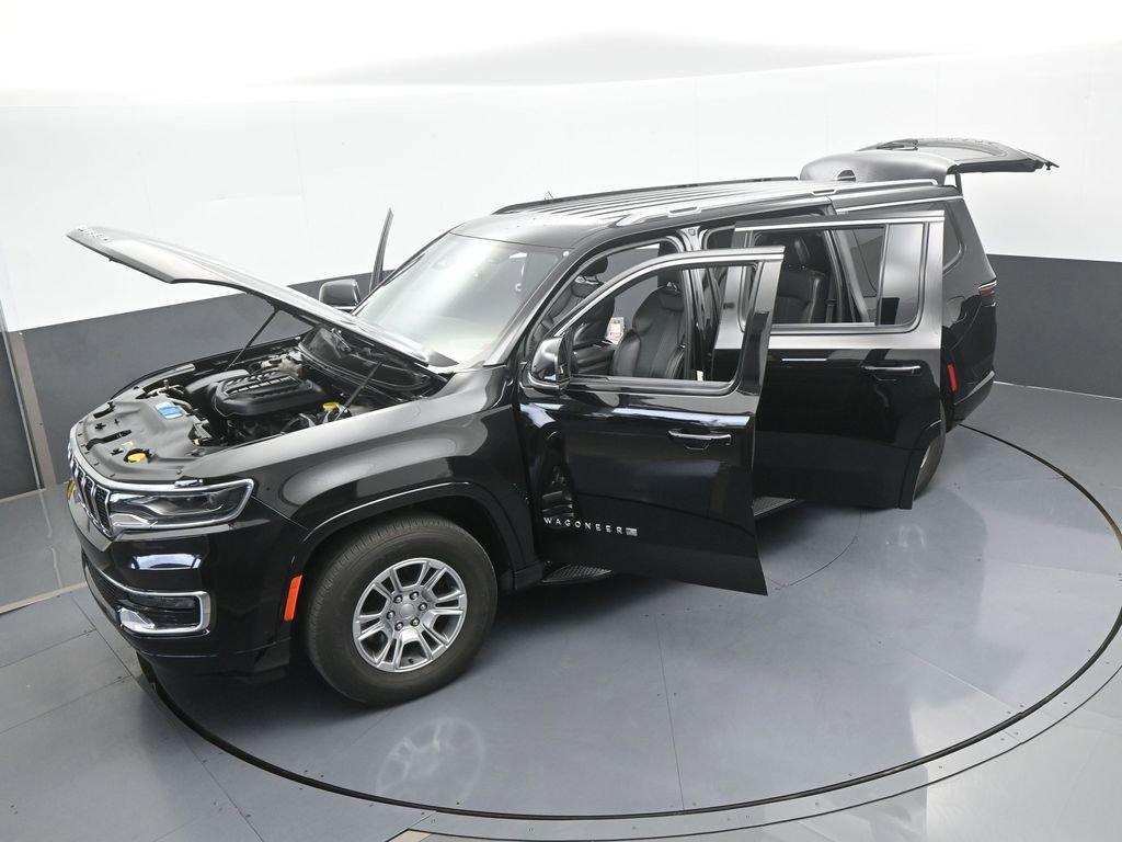 Used 2024 Jeep Wagoneer 2WD image 59