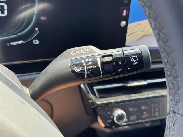 Used 2023 Kia Niro EX FWD image 24